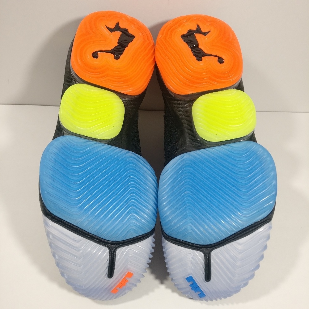 Nike Lebron 16 I Promise Black Metallic Shoes - Picture 7 of 8
